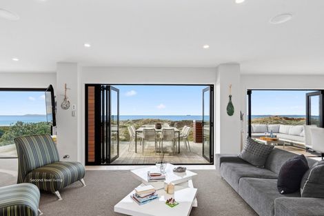 Photo of property in 417b Oceanbeach Road, Mount Maunganui, 3116