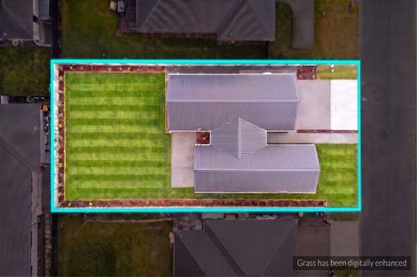 Photo of property in 6 Salkeld Place, Woodend, 7610