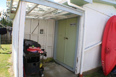 Photo of property in 9 Athlone Crescent, Boulcott, Lower Hutt, 5011