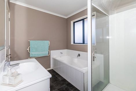 Photo of property in 27 South Terrace Road, Geraldine, 7930