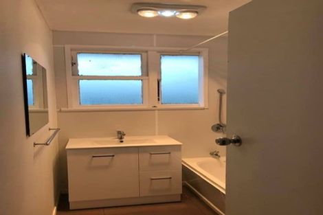 Photo of property in 141 Castor Crescent, Cannons Creek, Porirua, 5024