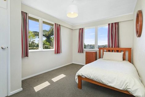 Photo of property in 10 Hallewell Crescent, Johnsonville, Wellington, 6037