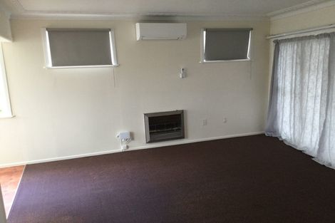 Photo of property in 2/25 Nutsey Avenue, Northcote, Auckland, 0627