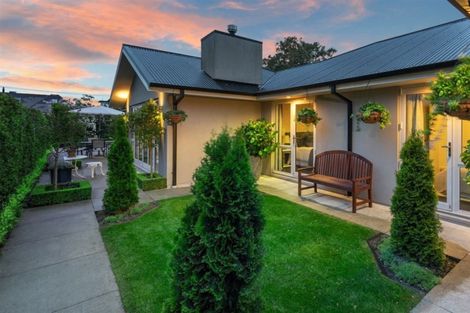 Photo of property in 30 Hawthorne Street, Strowan, Christchurch, 8052
