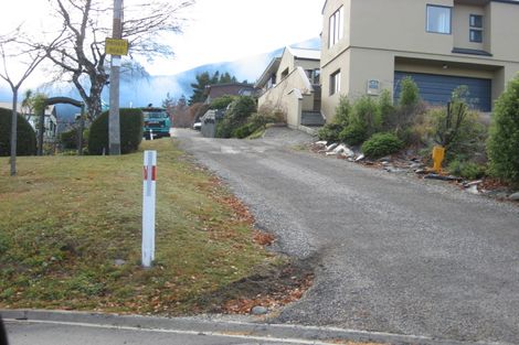 Photo of property in 39 Kent Street, Queenstown, 9300