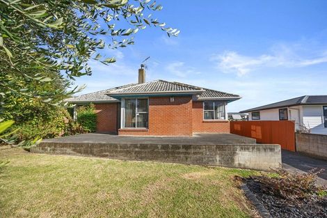 Photo of property in 5 Nicola Place, Mangere, Auckland, 2022