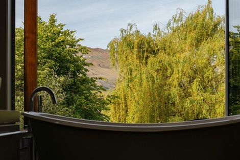 Photo of property in 17 Littles Road, Coronet Peak, Queenstown, 9371