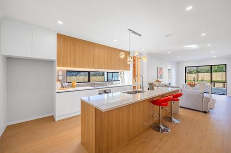Photo of property in 30 Paihere Street, Huapai, Kumeu, 0810