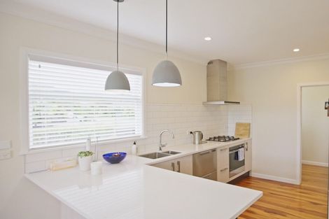 Photo of property in 14 Leybourne Avenue, Waikanae, 5036