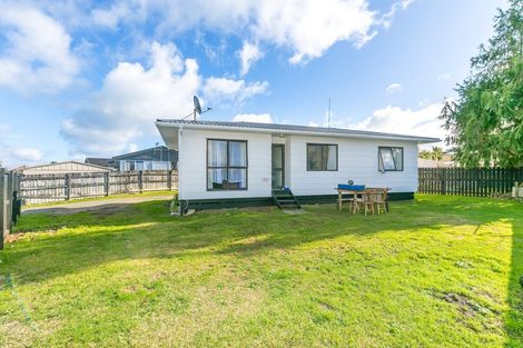 Photo of property in 18a Pringle Place, Nawton, Hamilton, 3200