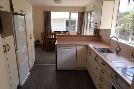 Photo of property in 16 Waipounamu Drive, Kelson, Lower Hutt, 5010