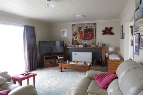 Photo of property in 50 Wilton Street, Levin, 5510