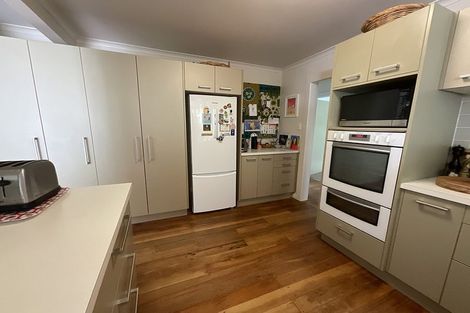 Photo of property in 2 Te Kura Road, Pukerua Bay, 5026