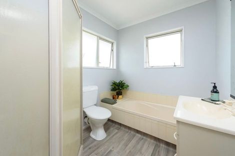 Photo of property in 12 Ridgemount Terrace, Welcome Bay, Tauranga, 3112