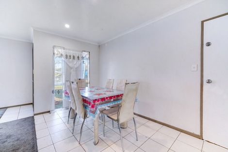 Photo of property in 22 Enuamanu Road, Favona, Auckland, 2024