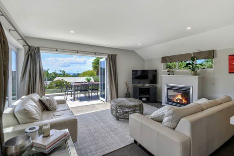 Photo of property in 33b Bleakhouse Road, Howick, Auckland, 2014