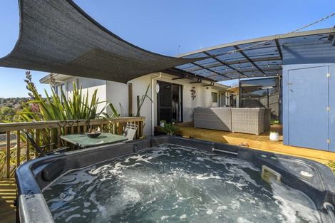 Photo of property in 30 Waipuna Grove, Welcome Bay, Tauranga, 3112