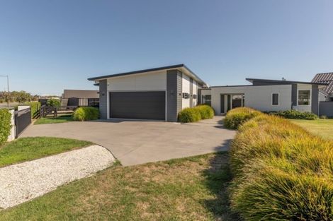 Photo of property in 14 Baxter Michael Crescent, Cambridge, 3434