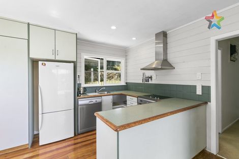 Photo of property in 48 Wright Street, Wainuiomata, Lower Hutt, 5014