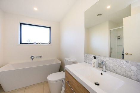 Photo of property in 34 Oldfield Lane, Marton, 4710