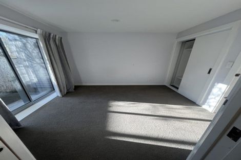 Photo of property in 2/121 Rongotai Road, Kilbirnie, Wellington, 6022