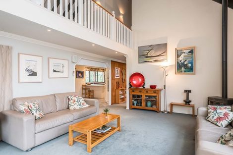 Photo of property in 247 Te Moana Road, Waikanae, 5036