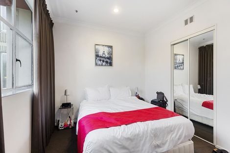 Photo of property in Terrace Garden Apartments, 3b/120 The Terrace, Wellington Central, Wellington, 6011