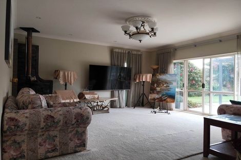 Photo of property in 33 Polo Prince Drive, Totara Park, Manurewa, 2576