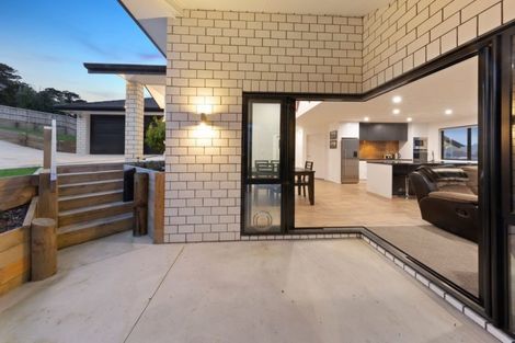 Photo of property in 16a Glenkirk Crescent, Pokeno, 2402