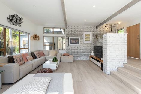 Photo of property in 49 Union Road, Howick, Auckland, 2014