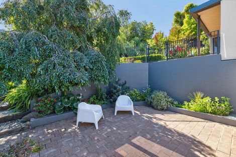 Photo of property in 25 Lookaway Place, Huntsbury, Christchurch, 8022