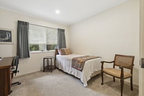 Photo of property in 2 Roselawn Lane, Pahurehure, Papakura, 2113