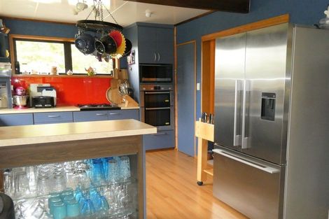 Photo of property in 30 Golf Links Road, Kaiata, Greymouth, 7805