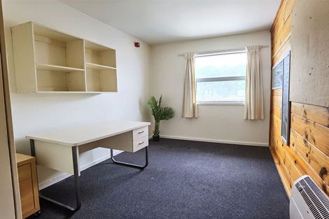 Photo of property in Drummond Street Flats, 19 Drummond Street, Mount Cook, Wellington, 6021