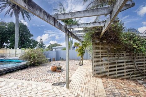 Photo of property in 3 Wilson Street, Te Kopuru, 0391