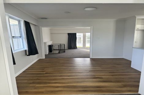 Photo of property in 11 Henry Street, Ebdentown, Upper Hutt, 5018