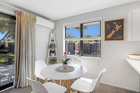 Photo of property in 2/96 Palmers Road, New Brighton, Christchurch, 8083