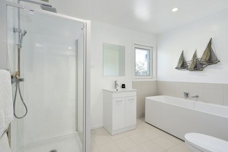 Photo of property in 29 Awatea Avenue, Paraparaumu, 5032