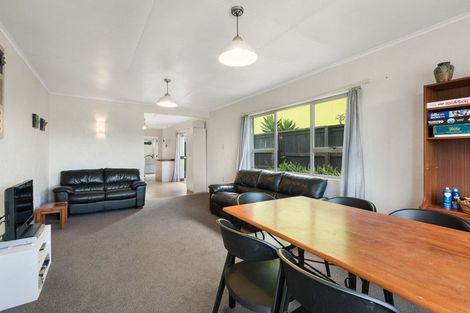 Photo of property in 49 Beach Road, Waihi Beach, 3611