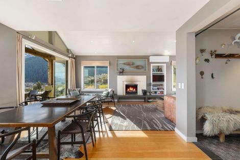 Photo of property in The Woods, 5/12 Dublin Street, Queenstown, 9300