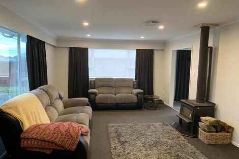 Photo of property in 23 Phillips Street, Sanson, 4817