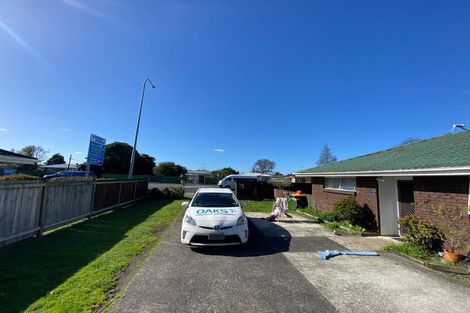 Photo of property in 35a Great South Road, Takanini, 2112