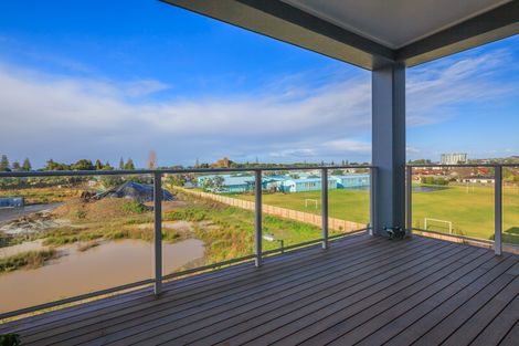 Photo of property in 30 Rewa Rewa Lane, Orewa, 0931