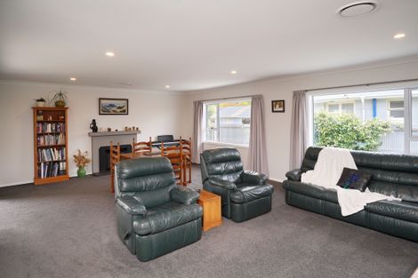 Photo of property in 133 Kendal Avenue, Burnside, Christchurch, 8053
