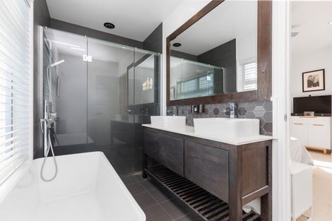 Photo of property in 20 Santa Cruz Drive, Papamoa Beach, Papamoa, 3118