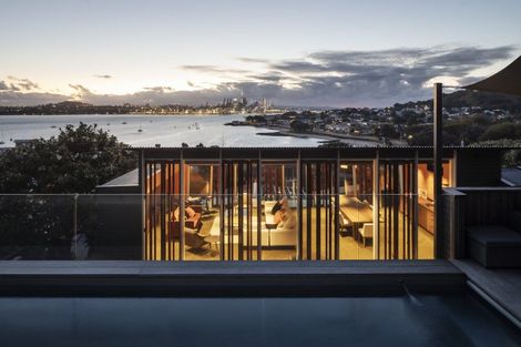 Photo of property in 19 Jubilee Avenue, Devonport, Auckland, 0624