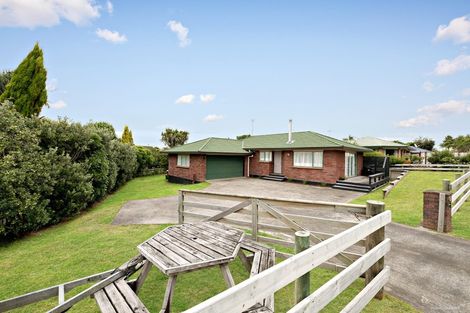 Photo of property in 34 Constable Road, Waiuku, 2123