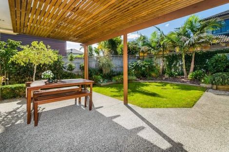 Photo of property in 8 Spring Valley Place, Oteha, Auckland, 0632