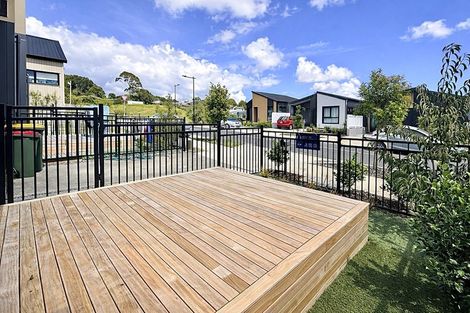 Photo of property in 6 Taukahiwi Road, Pukekohe, 2120