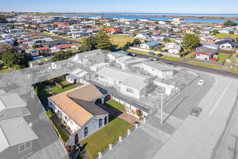 Photo of property in 4 Miro Street, Castlecliff, Whanganui, 4501